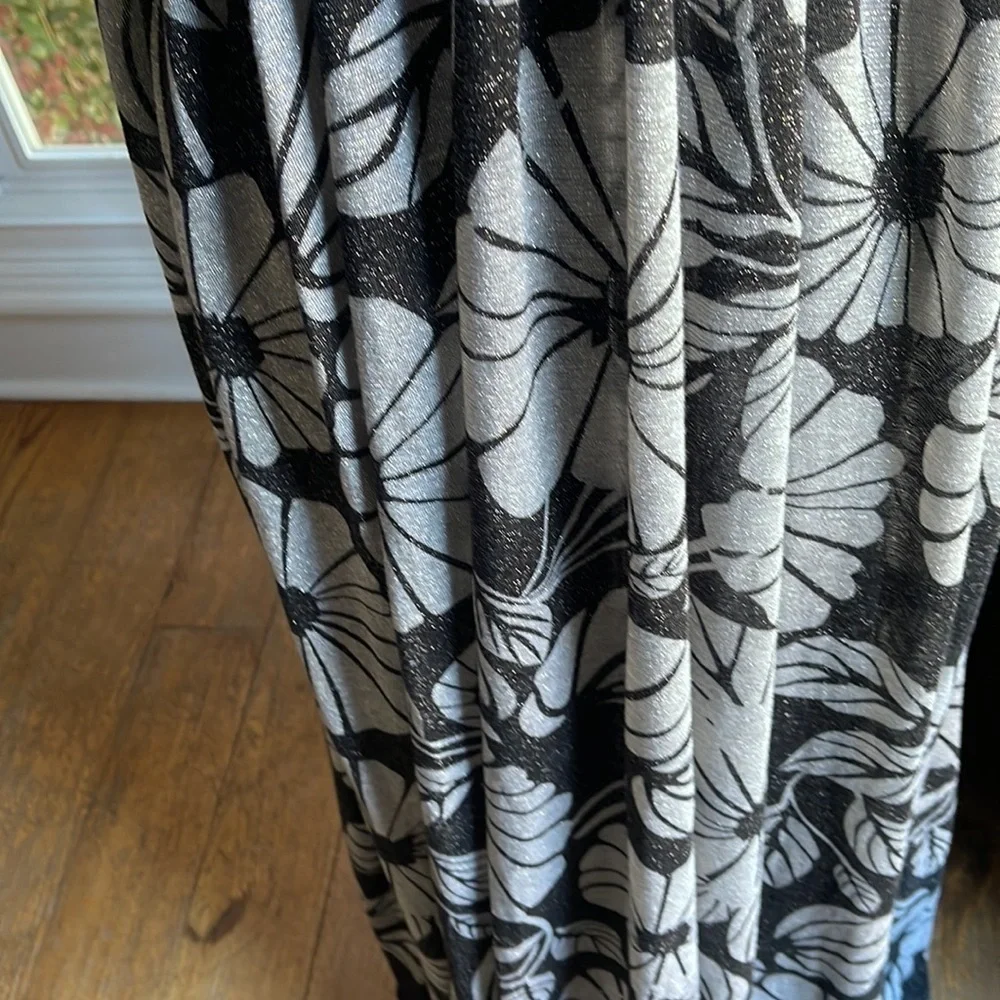 Lyndia 🔥Sale🔥black and silver dress NWT